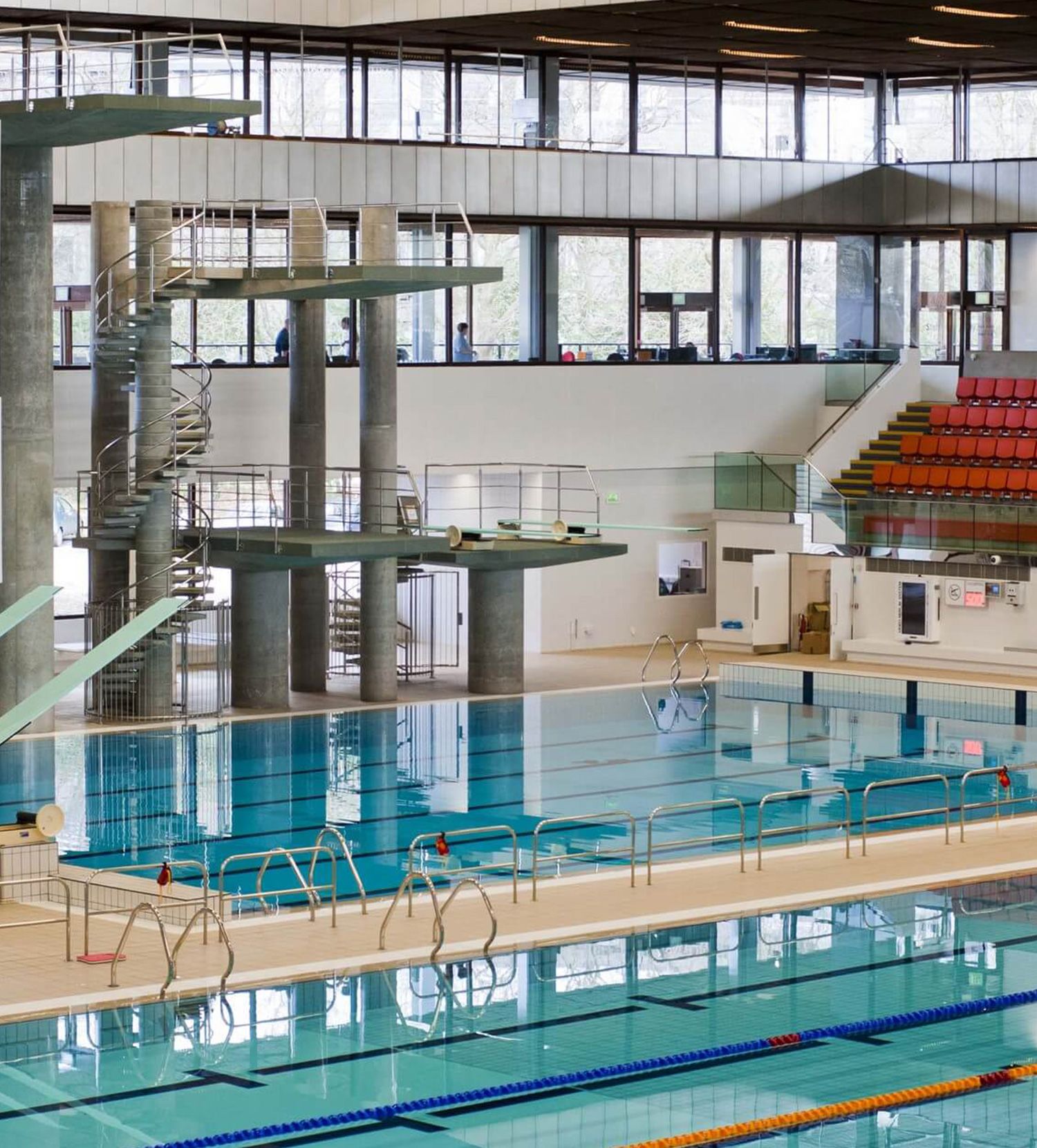ROYAL COMMONWEALTH POOL